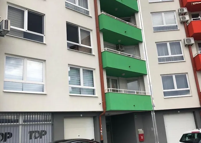 Dobrinja 5 Kod Bazena سراييفو